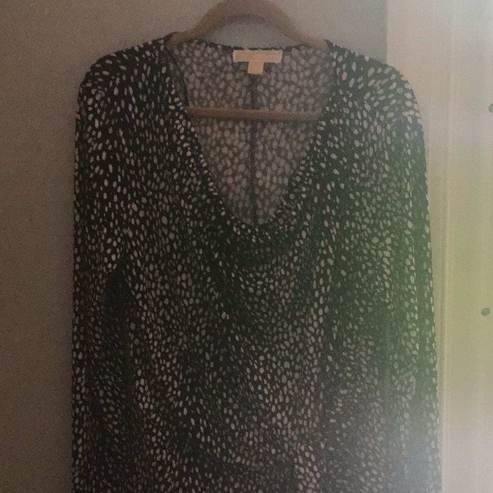 Michael K pullover head dress long sleeve